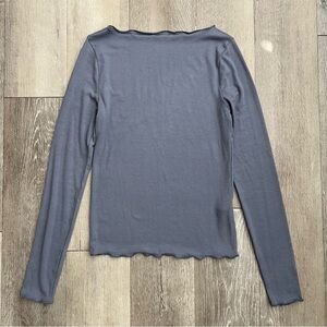 Abercrombie & Fitch Featherweight
Rib Slash Top